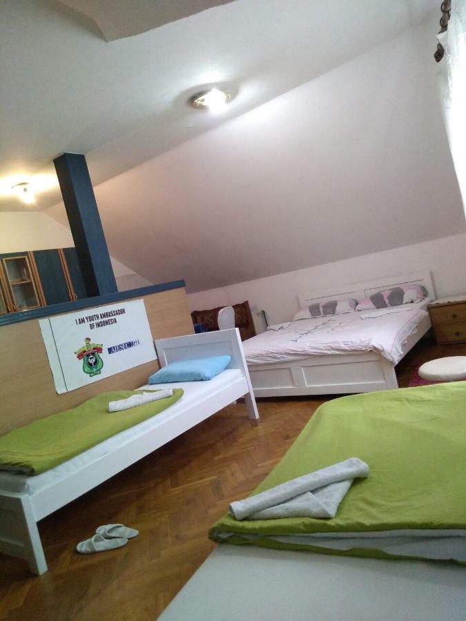 Hostel Lega House Osijek Exterior photo