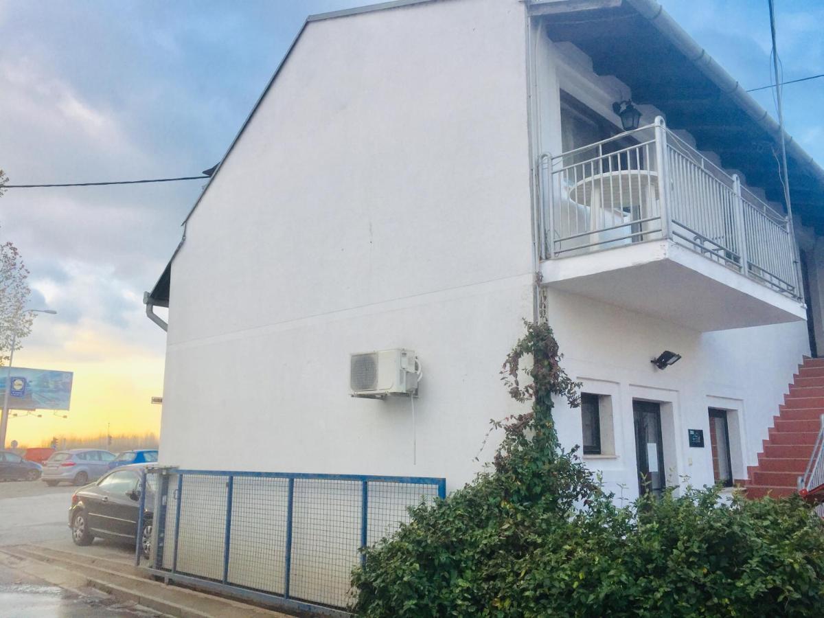 Hostel Lega House Osijek Exterior photo